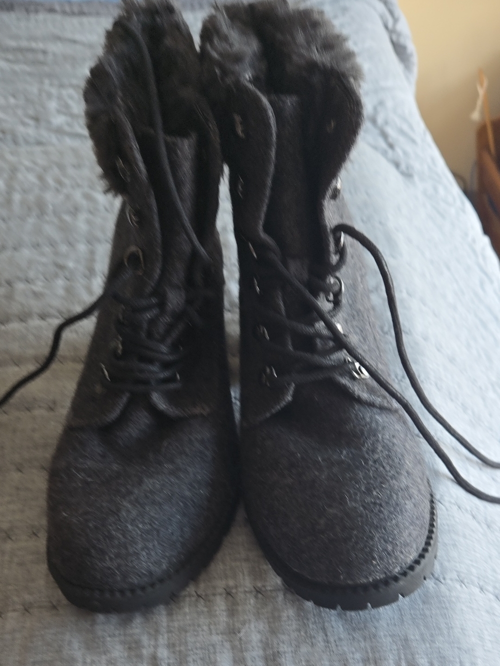Cliffs by WHITE MOUNTAIN Black Lace-Up Faux Fur Collar Boots